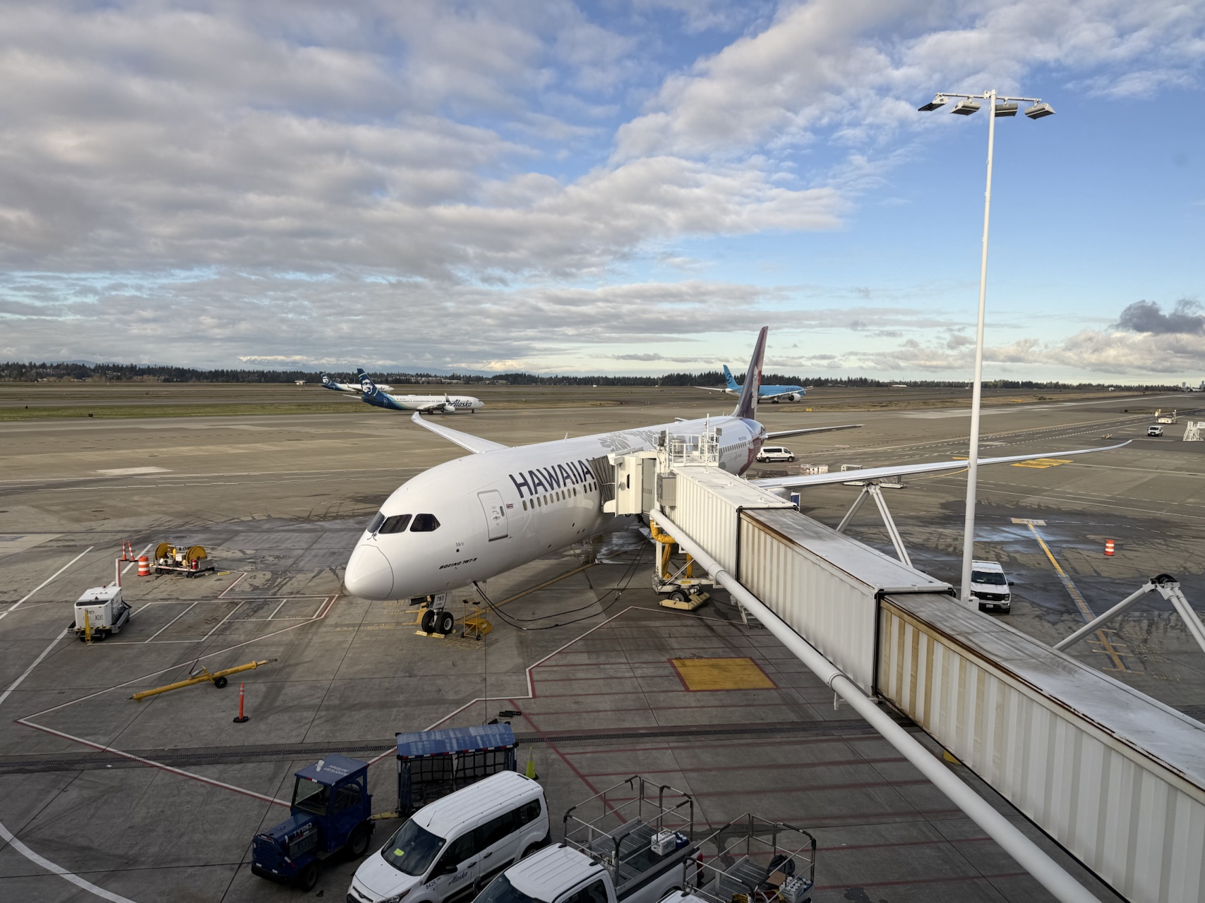 View from the Wing: 夏威夷航空 787 夢幻客機飛行體驗